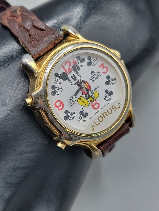 Vtg Lorus Seiko Disney 1990s Mickey Mouse Musical Watch 8\
